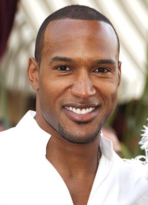 Фото - Генри Симмонс: 288x400 / 22 Кб