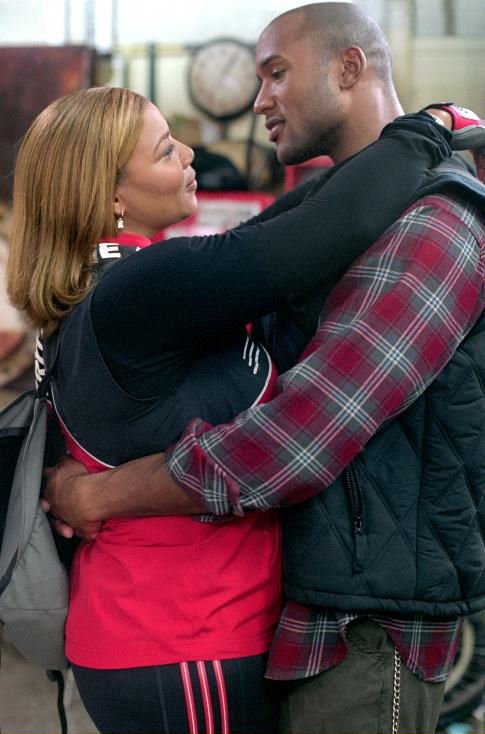 Фото - Генри Симмонс: 485x734 / 61 Кб