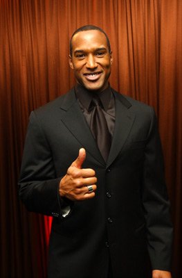 Фото - Генри Симмонс: 263x400 / 17 Кб