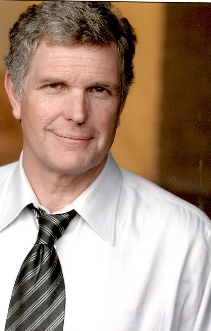 Фото - Кристофер Оллпорт: 713x1120 / 120 Кб