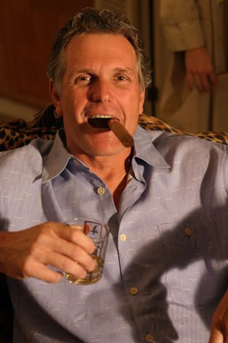 Фото - Кристофер Оллпорт: 333x500 / 27 Кб