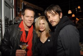 Фото - Кира Седжвик: 268x180 / 13 Кб