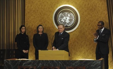 Фото - Эрик Ла Салль: 398x243 / 23 Кб