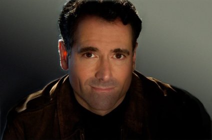 Фото - Стивен Скайбел: 424x281 / 14 Кб