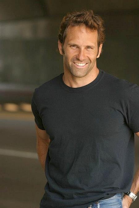 Фото - Chris Bruno: 450x675 / 35 Кб