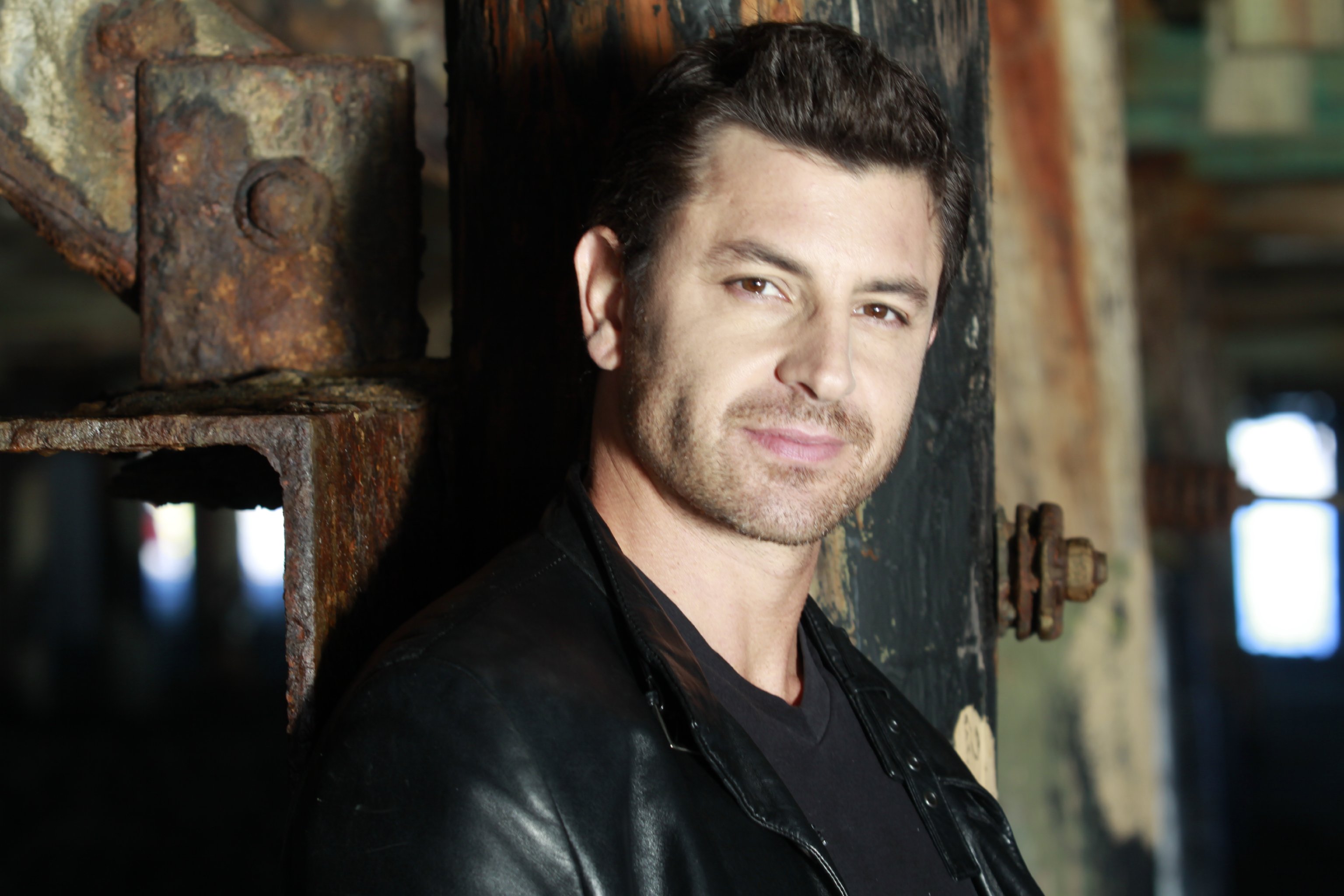 Фото - Diego Serrano: 3072x2048 / 448 Кб