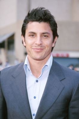 Фото - Diego Serrano: 264x400 / 16 Кб