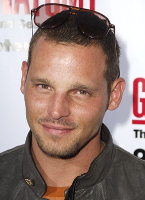 Фото - Джастин Чэмберс: 291x400 / 27 Кб