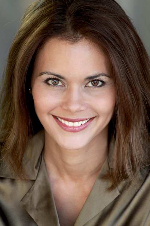 Фото - Арлоа Рестон: 500x750 / 64 Кб