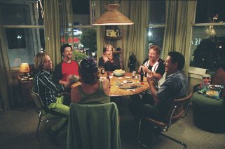 Фото - Дэнни Бонадюк: 321x212 / 19 Кб