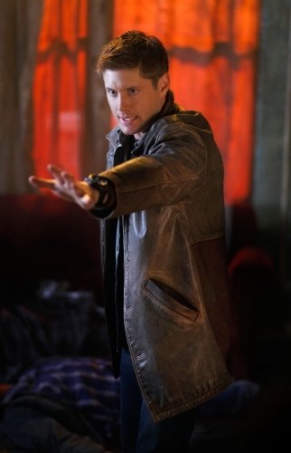 Фото - Дженсен Эклс: 322x500 / 23 Кб