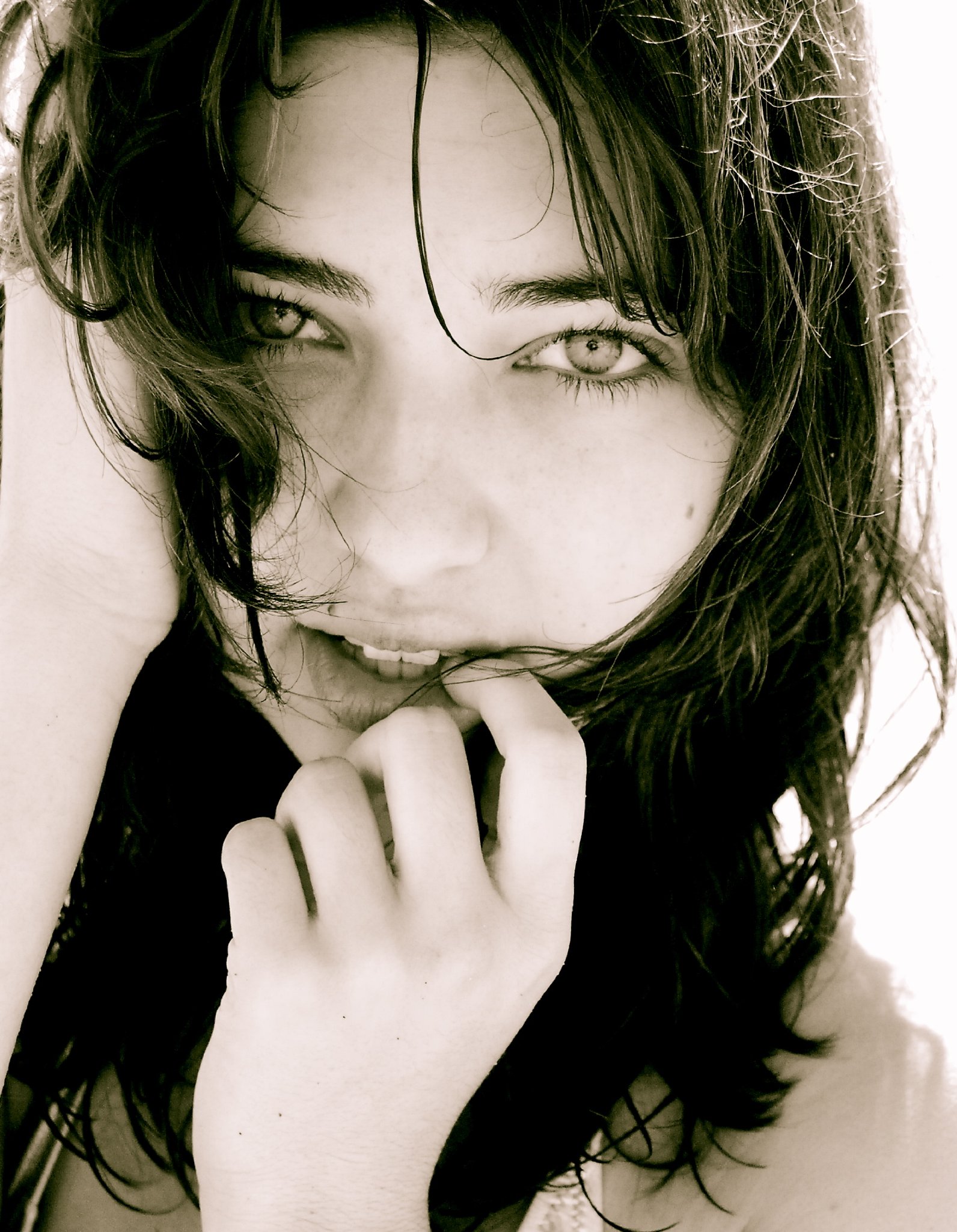 Фото - Шелби Янг: 1592x2048 / 459 Кб