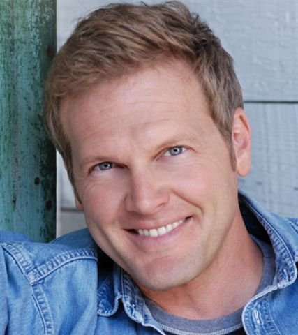 Фото - Марк Радуччи: 427x480 / 38 Кб