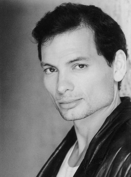 Фото - Рико Симонини: 450x607 / 44 Кб