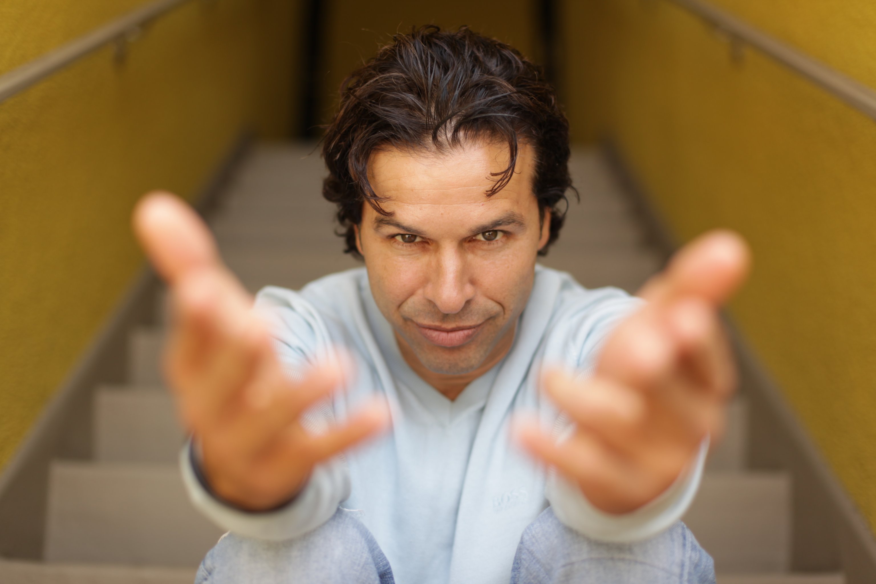 Фото - Christopher Maleki: 3072x2048 / 324 Кб