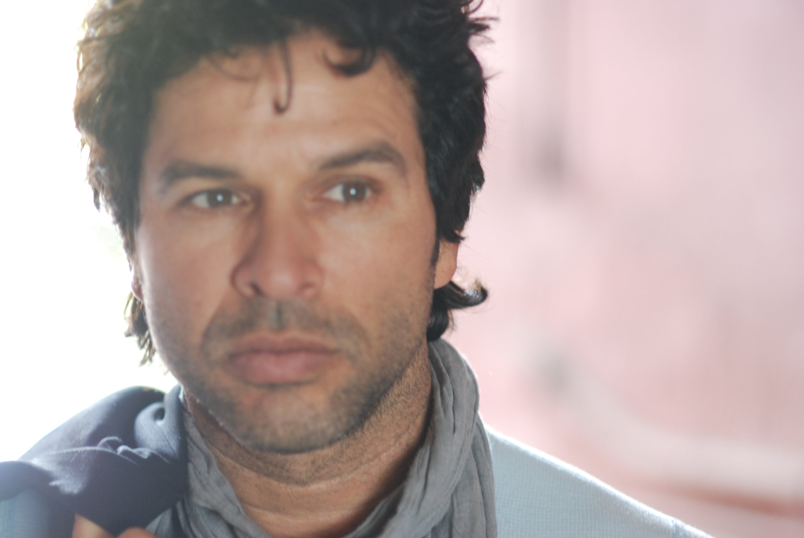 Фото - Christopher Maleki: 2592x1735 / 277 Кб