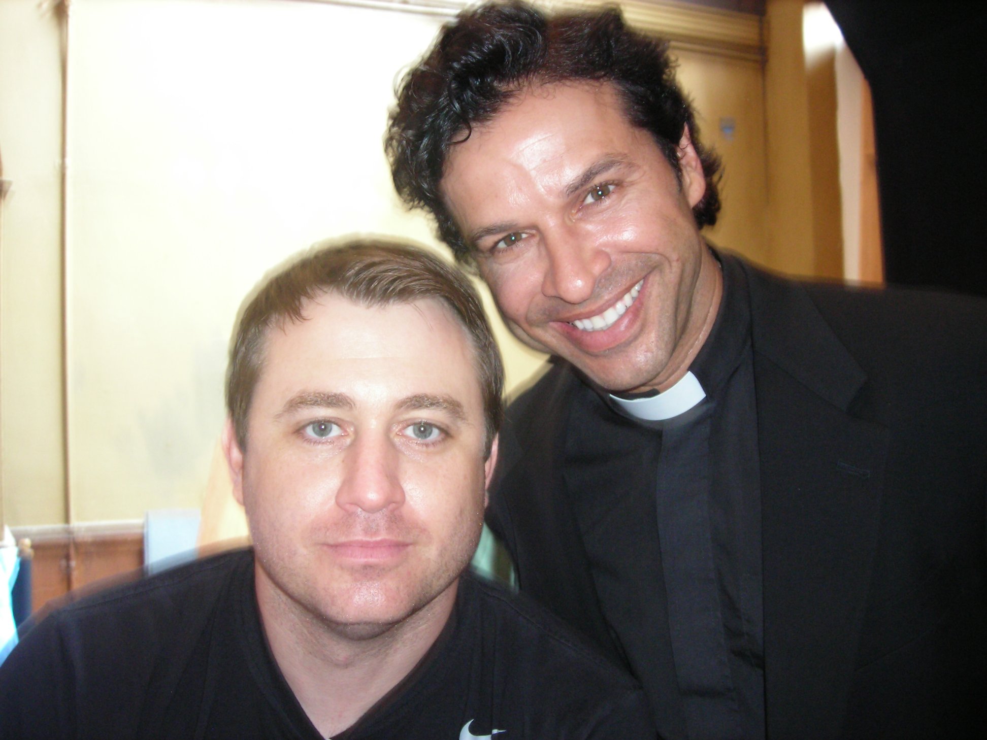 Фото - Christopher Maleki: 1944x1458 / 277 Кб