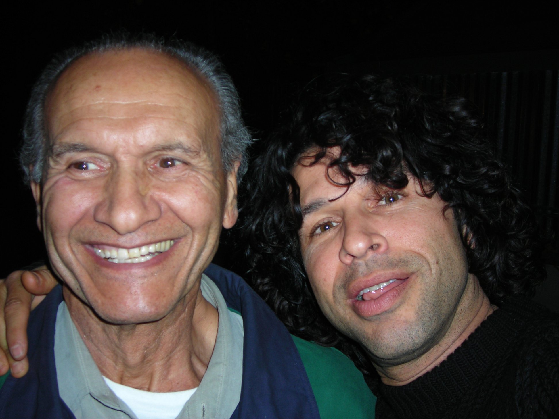 Фото - Christopher Maleki: 1944x1458 / 287 Кб