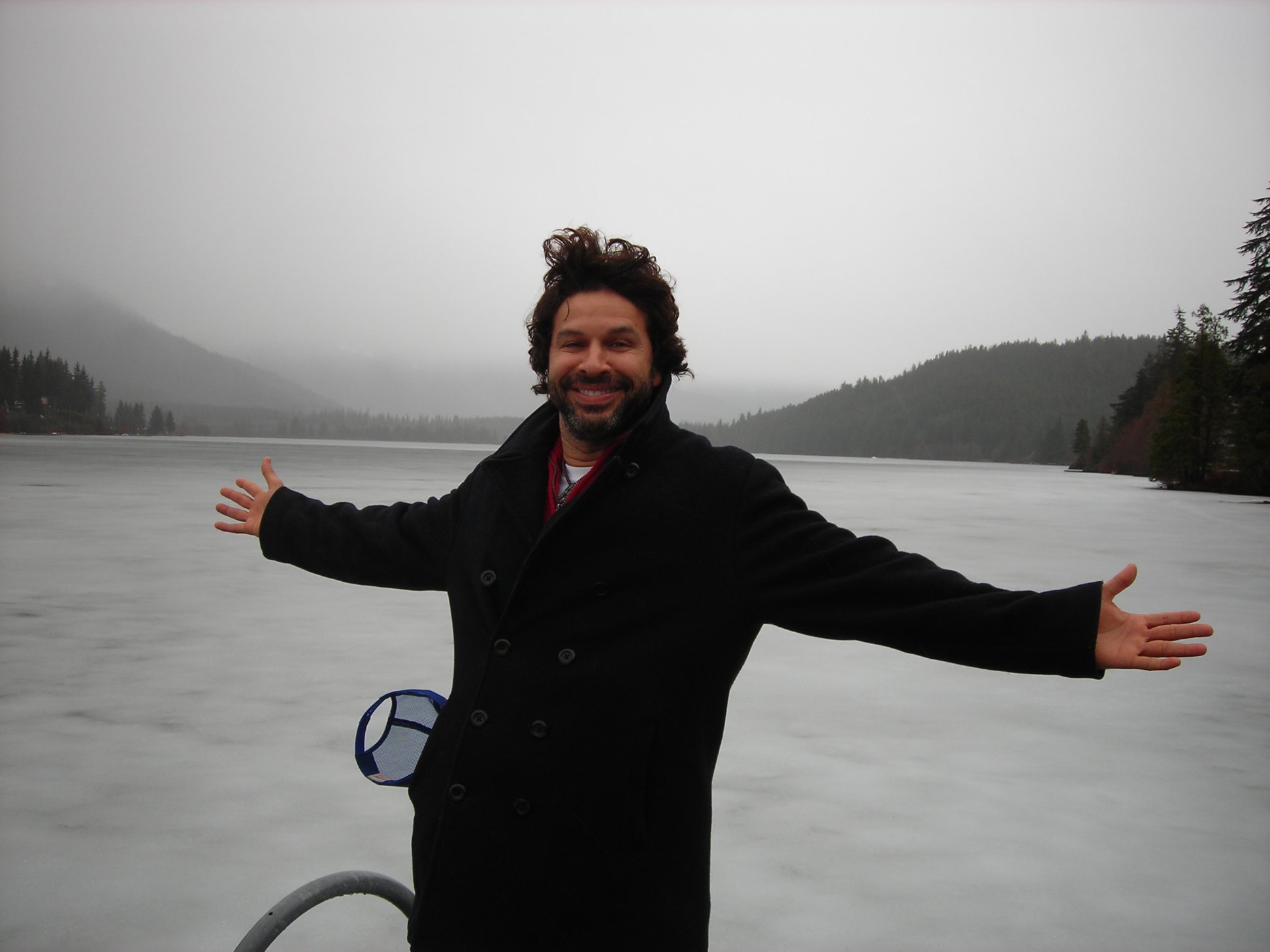 Фото - Christopher Maleki: 1944x1458 / 169 Кб