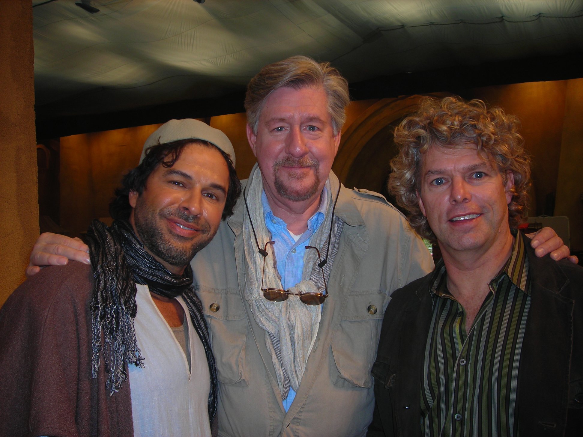 Фото - Christopher Maleki: 1944x1458 / 400 Кб