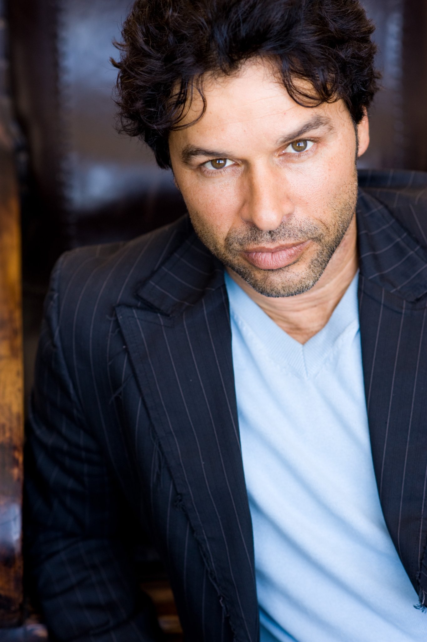 Фото - Christopher Maleki: 1363x2048 / 278 Кб