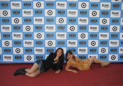 Фото - Karina Colon: 422x295 / 38 Кб