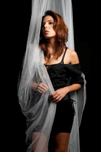 Фото - Karina Colon: 398x600 / 31 Кб