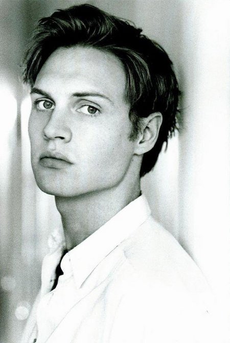 Фото - Джеймс Джинти: 450x671 / 50 Кб