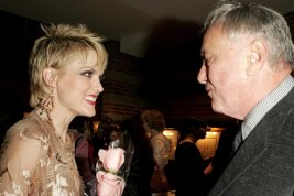 Фото - Илэйн Хендрикс: 267x178 / 13 Кб