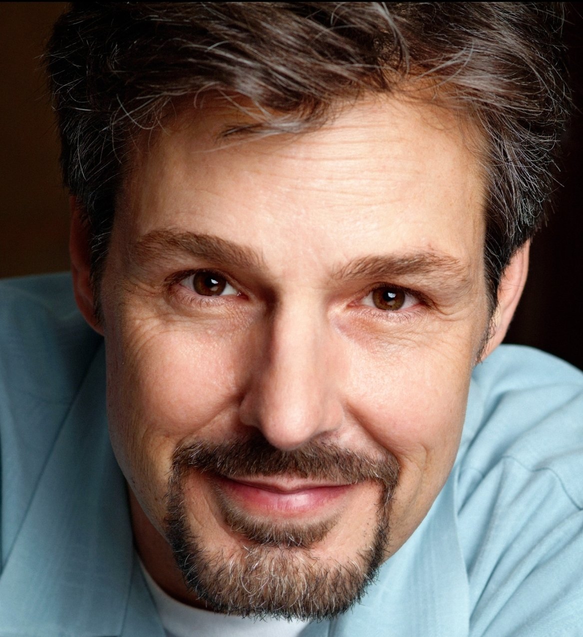 Фото - Larry Anderson: 1167x1273 / 240 Кб