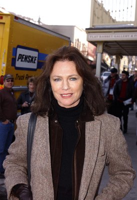 Фото - Жаклин Биссет: 274x400 / 28 Кб