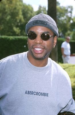 Фото - ЛеВар Бертон: 263x400 / 22 Кб