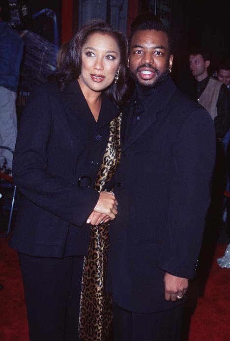 Фото - ЛеВар Бертон: 468x693 / 39 Кб