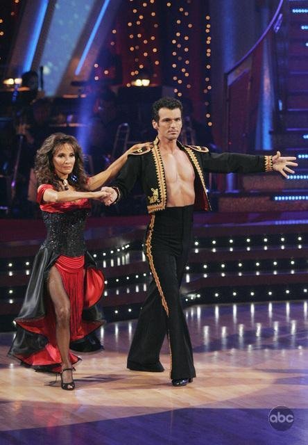 Фото - Сьюзэн Луччи: 444x640 / 58 Кб