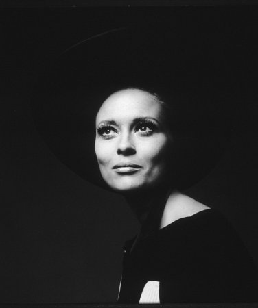 Фото - Фэй Данауэй: 376x450 / 11 Кб