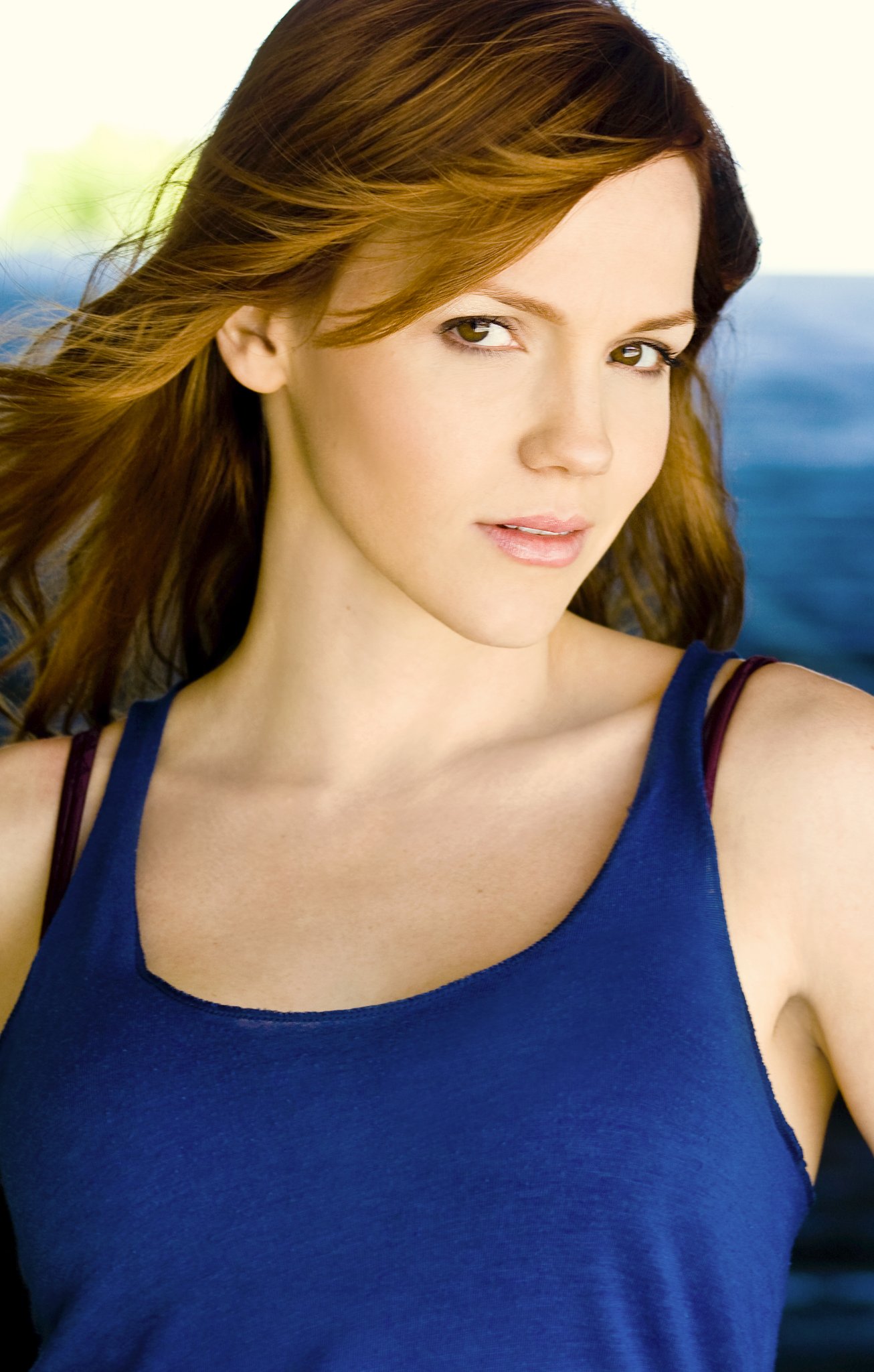 Фото - Алекса Хэвинс: 1306x2048 / 292 Кб