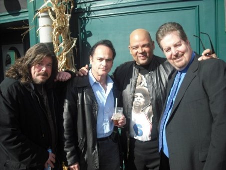 Фото - Тони Девон: 453x340 / 37 Кб