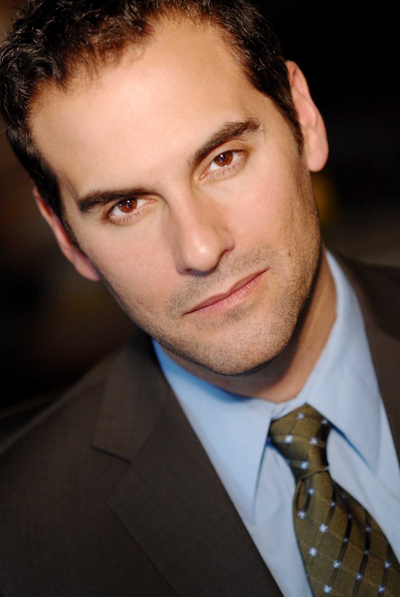 Фото - Gene Gabriel: 1371x2048 / 300 Кб