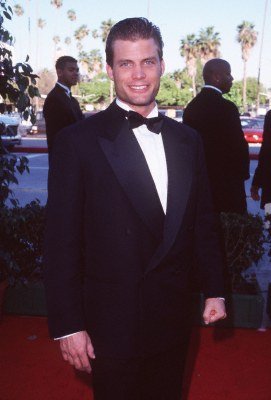 Фото - Каспер Ван Дин: 271x400 / 21 Кб