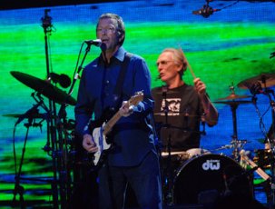 Фото - Эрик Клэптон: 303x230 / 21 Кб