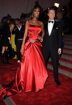 Фото - Дэвид Боуи: 273x400 / 26 Кб