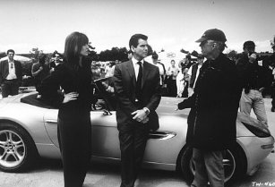 Фото - Майкл Аптед: 307x209 / 17 Кб