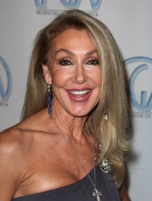 Фото - Linda Thompson: 304x400 / 23 Кб