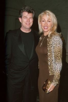 Фото - Linda Thompson: 266x400 / 17 Кб