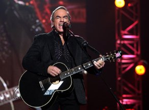 Фото - Нил Даймонд: 293x215 / 14 Кб