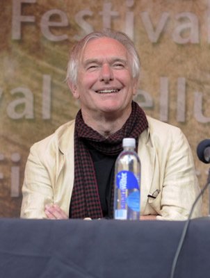 Фото - Питер Уир: 302x400 / 22 Кб