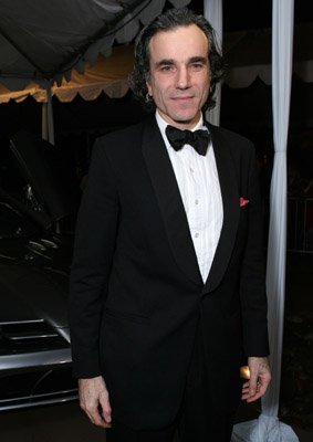 Фото - Дэниэл Дэй-Льюис: 283x400 / 18 Кб