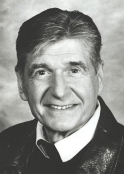 Фото - Уильям Эндрюс: 256x359 / 17 Кб