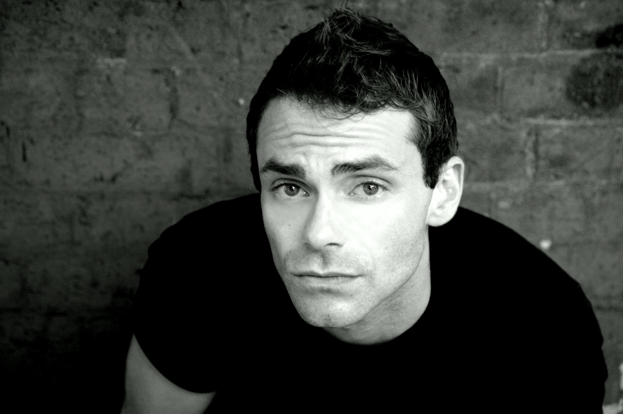 Фото - Дэниэл Броклбэнк: 2000x1330 / 231 Кб