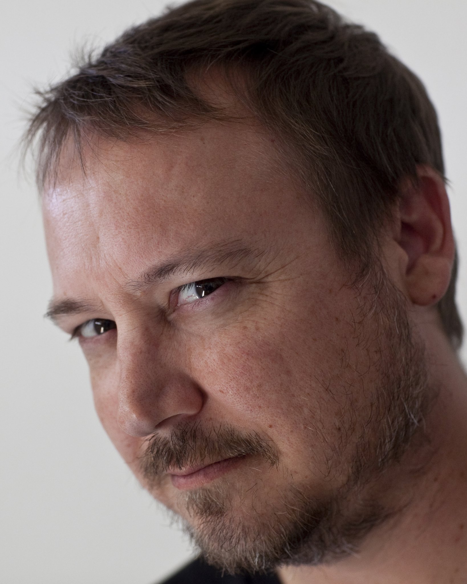 Фото - Кит Куган: 1638x2048 / 381 Кб